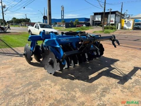 Grade Aradora Tatu 20 Discos c/ Pistão Imagem Grade Aradora Tatu 20 Discos c/ Pistão