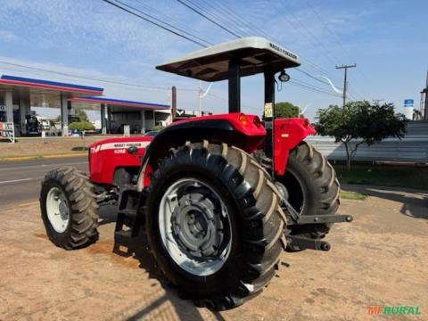 Imagem Trator Massey Ferguson 4292 4x4 ano 2012 Imagem Trator Massey Ferguson 4292 4x4 ano 2012