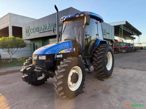 New Holland TL 75 4x4 ano 2010 Cabinado Imagem New Holland TL 75 4x4 ano 2010 Cabinado