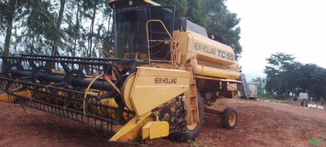 Trator New Holland TC 55 ano 1995 Imagem Trator New Holland TC 55 ano 1995