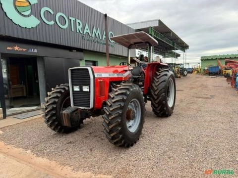 Trator Massey Ferguson 292 4x4 ano 2001 Imagem Trator Massey Ferguson 292 4x4 ano 2001