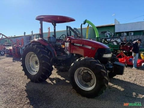 Imagem Case Farmall 80 4x4 ano 2011 Imagem Case Farmall 80 4x4 ano 2011
