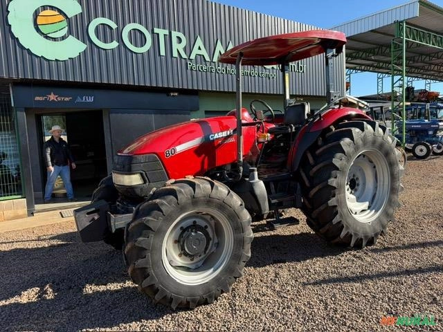 Case Farmall 80 4x4 ano 2011 Imagem Case Farmall 80 4x4 ano 2011