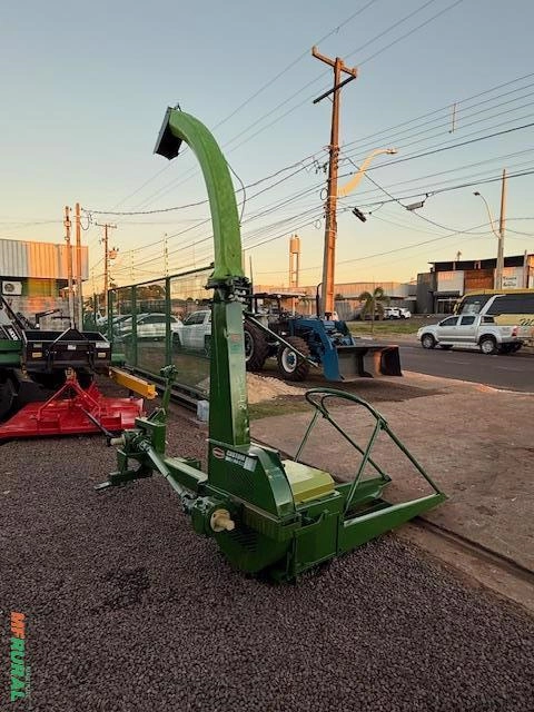 Forrageira Cremasco 950 CII Transmissão Cardan Imagem Forrageira Cremasco 950 CII Transmissão Cardan