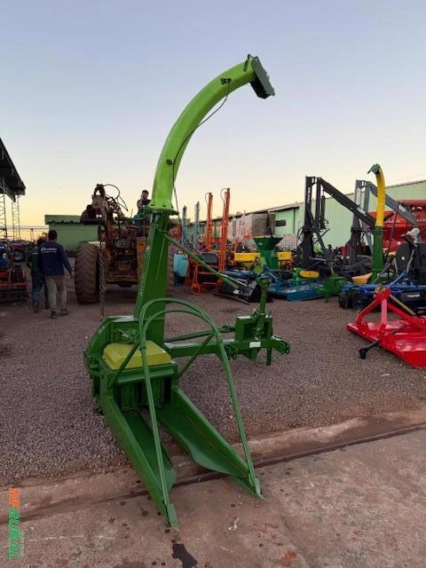 Imagem Forrageira Cremasco 950 CII Transmissão Cardan Imagem Forrageira Cremasco 950 CII Transmissão Cardan