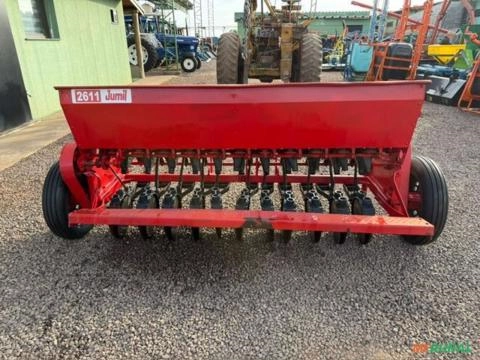 Semeadeira Jumil SH 2611 Imagem Semeadeira Jumil SH 2611