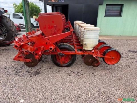 Imagem Plantadeira Semeato 8 linhas Imagem Plantadeira Semeato 8 linhas