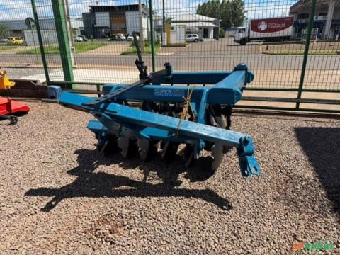 Grade Aradora 12 Discos Tatu Imagem Grade Aradora 12 Discos Tatu