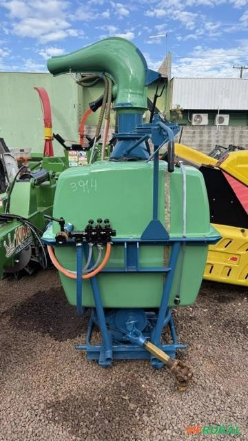 Pulverizador Berthoud Canhão 600 Litros Imagem Pulverizador Berthoud Canhão 600 Litros