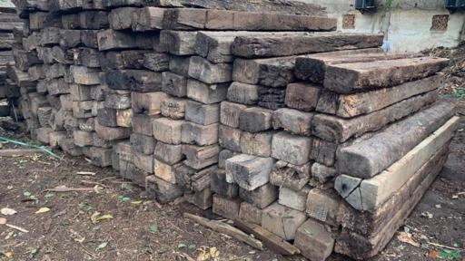 Dormentes de madeira Imagem Dormentes de madeira