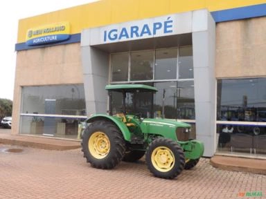 Trator Marca John Deere - 5075 E Imagem Trator Marca John Deere - 5075 E