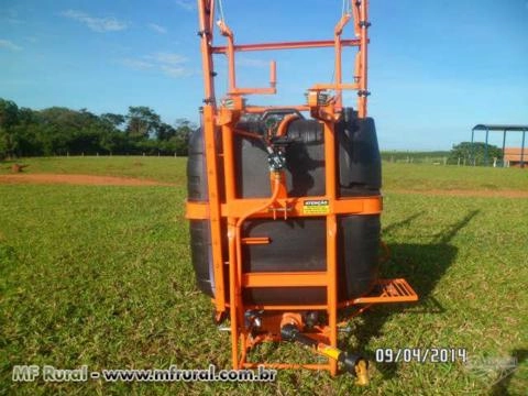 PULVERIZADOR DE 800 LITROS M12 Imagem PULVERIZADOR DE 800 LITROS M12