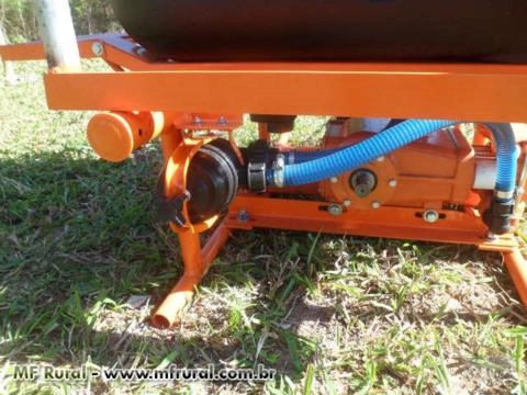 Imagem PULVERIZADOR DE 600 LTS PARA PASTAGEM Imagem PULVERIZADOR DE 600 LTS PARA PASTAGEM