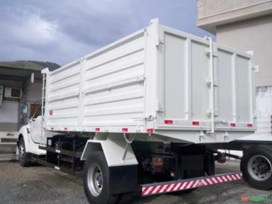 Caçamba Graneleira com Abertura Lateral e Trazeira Fundo Imagem Caçamba Graneleira com Abertura Lateral e Trazeira Fundo