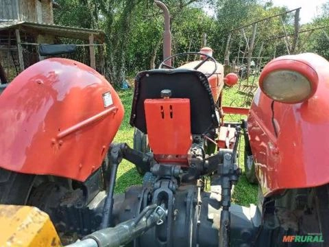 Trator Massey Ferguson 65 X 4x2 ano 72 Imagem Trator Massey Ferguson 65 X 4x2 ano 72