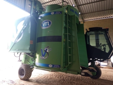 Auto-motriz colheitadeira de café VS 100 Imagem Auto-motriz colheitadeira de café VS 100