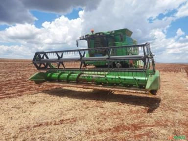 Imagem Colheitadeira John Deere Colheitadeira JD 1470 - Plataforma 20 Pés, 2013 Imagem Colheitadeira John Deere Colheitadeira JD 1470 - Plataforma 20 Pés, 2013