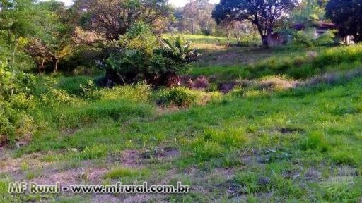 Sitio 24 Hectares c/duas casas simples, muita água ,terra boa, 3 km do asfalto