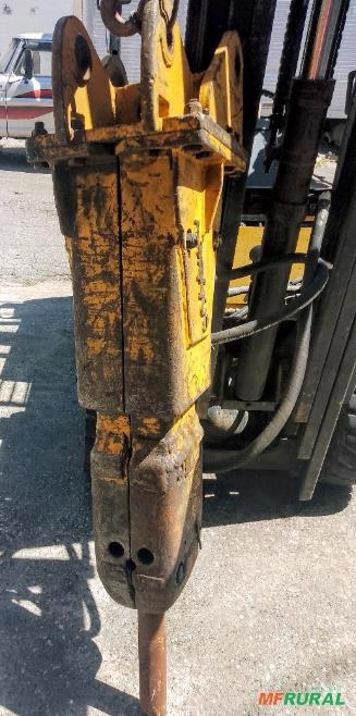 Imagem Lote de Rompedor Hidráulico. Imagem Lote de Rompedor Hidráulico.