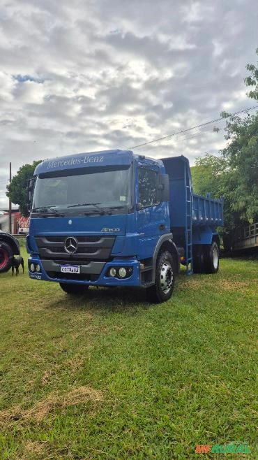 Caminhão Mercedes Benz Atego 1419 2013 caçamba basculante com 45000 km originais Imagem Caminhão Mercedes Benz Atego 1419 2013 caçamba basculante com 45000 km originais