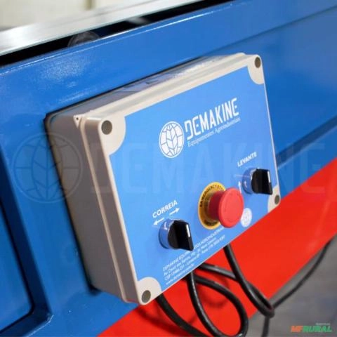 Imagem Esteira de Elevação com Guias Laterais Imagem Esteira de Elevação com Guias Laterais