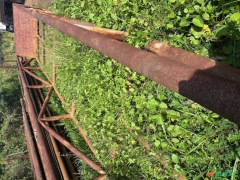 Imagem Caixa Metálica para Transporte de Tubos e/ou Similares Imagem Caixa Metálica para Transporte de Tubos e/ou Similares