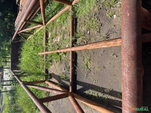 Imagem Caixa Metálica para Transporte de Tubos e/ou Similares Imagem Caixa Metálica para Transporte de Tubos e/ou Similares