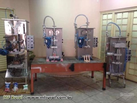 MÁQUINAS PARA EMBALAR CREMOSINHO, POLPAS DE FRUTAS, SORVETES DE IOGURTE, ETC Imagem MÁQUINAS PARA EMBALAR CREMOSINHO, POLPAS DE FRUTAS, SORVETES DE IOGURTE, ETC