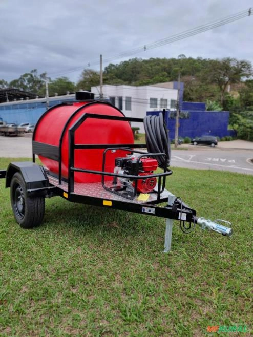 REBOQUE TANQUE DE ÁGUA 640L Imagem REBOQUE TANQUE DE ÁGUA 640L