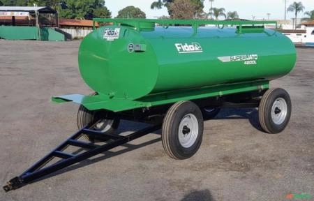 Carreta Agrícola 0km Tanque Pipa Capacidade 4200 L marca Fido Imagem Carreta Agrícola 0km Tanque Pipa Capacidade 4200 L marca Fido