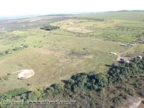 FAZENDA 20 ALQUEIRES, SEMI-PLANA E ÁREA DE CHAPADA - GO