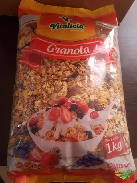 Granola maltada com frutas