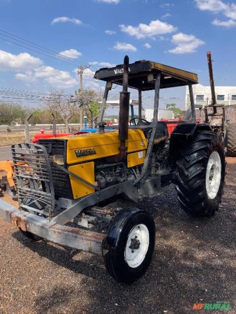 Trator Vatra 785 Imagem Trator Vatra 785