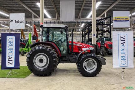 Trator Agrícola Massey Ferguson MF 6713 Cabinado