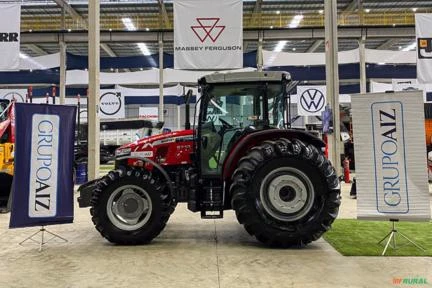 Trator Agrícola Massey Ferguson MF 6713 Cabinado