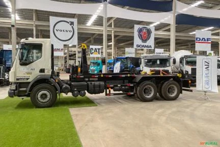 Caminhão Volvo VMX 290 6x4 23/24 Roll Off Rodomavi