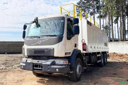 Caminhão Volvo VMX 290 6x4 23/23 EURO6 com Pipa 20.000L AIZI Ano 23/24 | Sem uso | Emplacado  Pipa 2