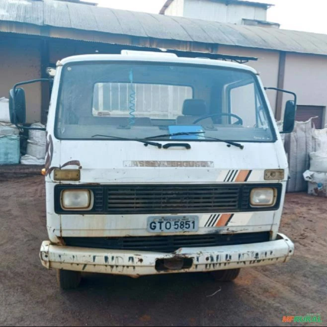 CAMINHÃO 3/4 VW - 7-90S Imagem CAMINHÃO 3/4 VW - 7-90S