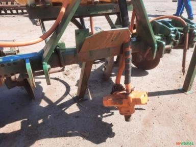 Imagem COBRIDOR DE CANA ASUS 300L DISCOS E ROLO Imagem COBRIDOR DE CANA ASUS 300L DISCOS E ROLO