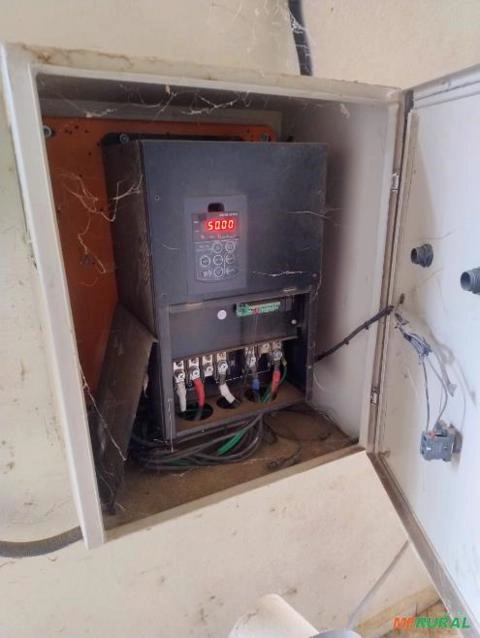 Imagem BENEFICIADORA DE FEIJÃO COM EMPACOTADOR E INVERSOR Imagem BENEFICIADORA DE FEIJÃO COM EMPACOTADOR E INVERSOR