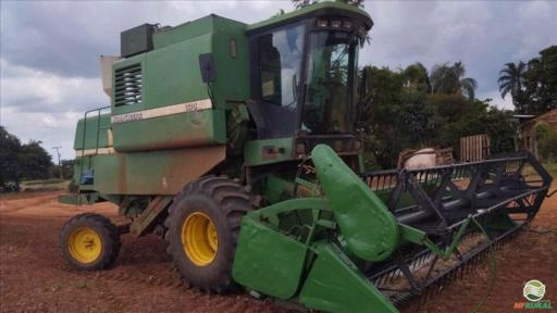 COLHEITADEIRA JOHN DEERE 1175 ANO 2005 6.500 HORAS PLATAFORMA 16 PÉS Imagem COLHEITADEIRA JOHN DEERE 1175 ANO 2005 6.500 HORAS PLATAFORMA 16 PÉS