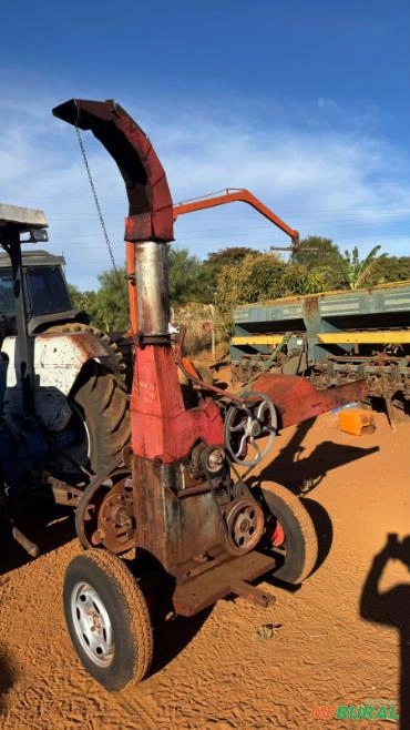 PICADEIRA MENTA MSP 45 REBOQUE Imagem PICADEIRA MENTA MSP 45 REBOQUE