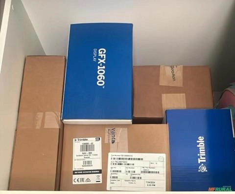 CONJUNTO PILOTO AUTOMÁTICO COMPLETO (GFX-1060, NAV-900, EZ-PILOT PRO E SINAL RTX) Imagem CONJUNTO PILOTO AUTOMÁTICO COMPLETO (GFX-1060, NAV-900, EZ-PILOT PRO E SINAL RTX)