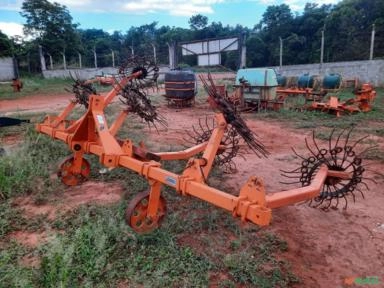 Desenleirador de palha DMB Ano 2023 Imagem Desenleirador de palha DMB Ano 2023