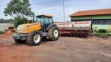TRATOR VALTRA BH 165 Ano 2009 HIFLOW CABINE ORIGINAL (MOTOR NOVO, TRAÇÃO E TRANSMISSÃO REVISADOS!) Imagem TRATOR VALTRA BH 165 Ano 2009 HIFLOW CABINE ORIGINAL (MOTOR NOVO, TRAÇÃO E TRANSMISSÃO REVISADOS!)