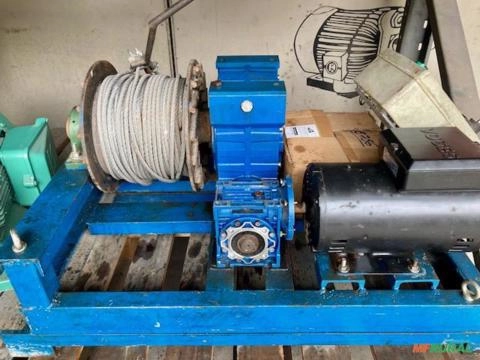 Guincho Arraste / Elevação 3 Cv Monofásico Redutor Duplicado Imagem Guincho Arraste / Elevação 3 Cv Monofásico Redutor Duplicado