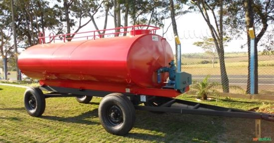 Carreta Tanque Agrícola elíptica 3.100 litros Imagem Carreta Tanque Agrícola elíptica 3.100 litros