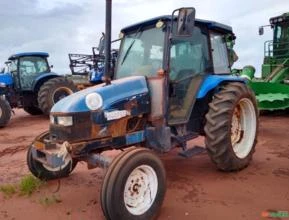 Trator New Holland TL 90 4x2 ano 03