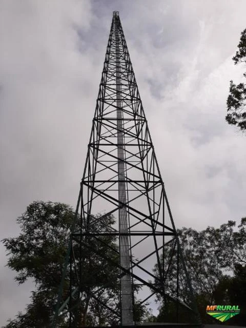 Torre Metálica para Telefonia Internet Rádio Comunitária FM